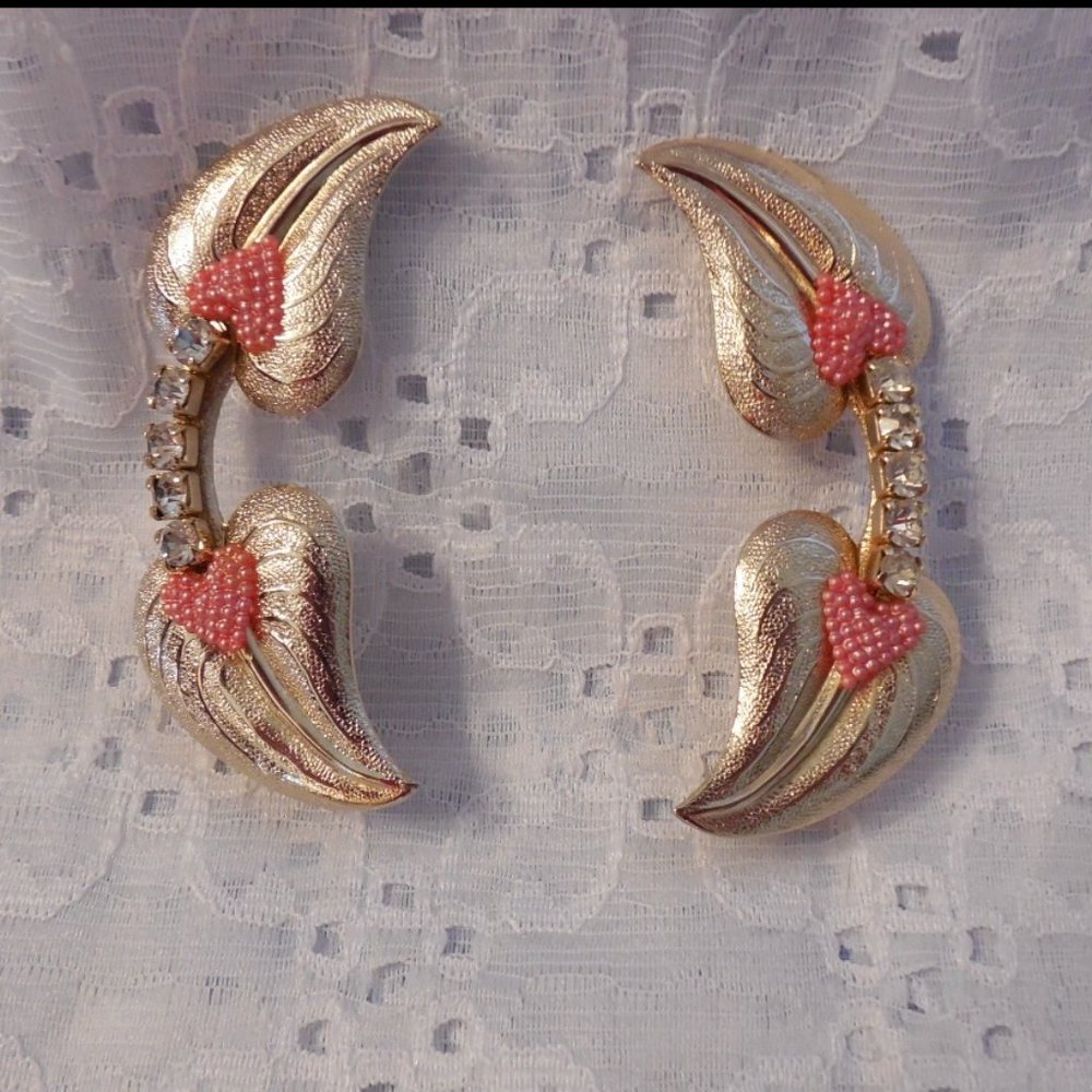 Fantastic Vintage Rhinestone Clip On Earrings